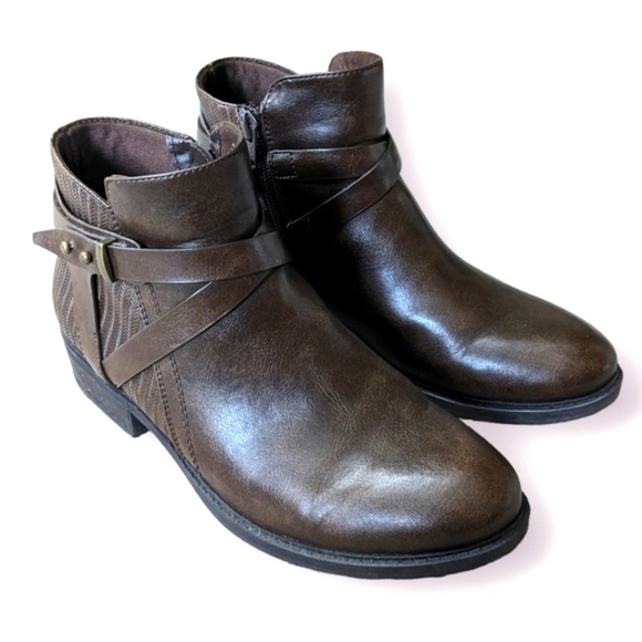 BareTraps Women’s Brown Ankle Booties w/ Design all along the side Size 8 - Picture 2 of 14